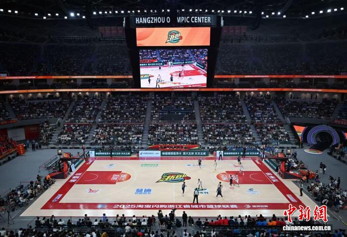 杭州队首战告捷72-58力克诸暨队 浙BA城市争霸赛揭