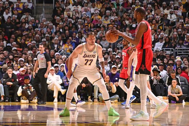 湖人双核报销西部排名大乱火箭坐5望4快船让出第