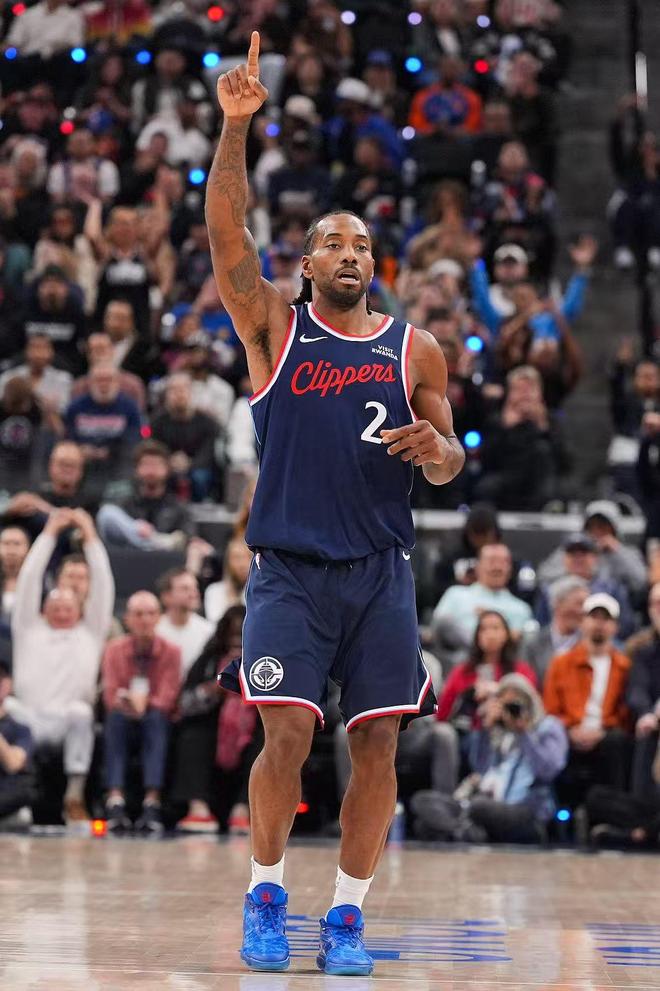 湖人双核报销西部排名大乱火箭坐5望4快船让出第