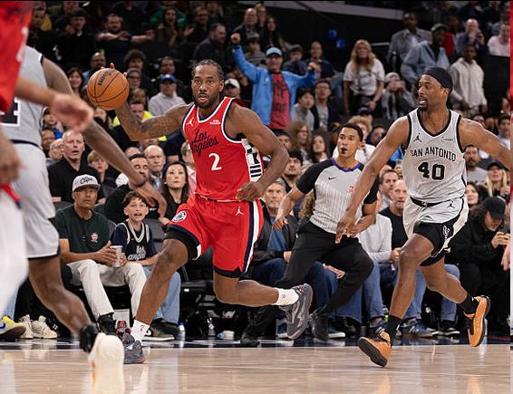 马刺三杀快船加兰低迷三分球低迷成败关键